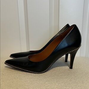 Coach Black  Beadchain Pumps Women's Size 7.5